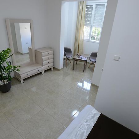Olga Beach Apartments ไฮฟา ภายนอก รูปภาพ