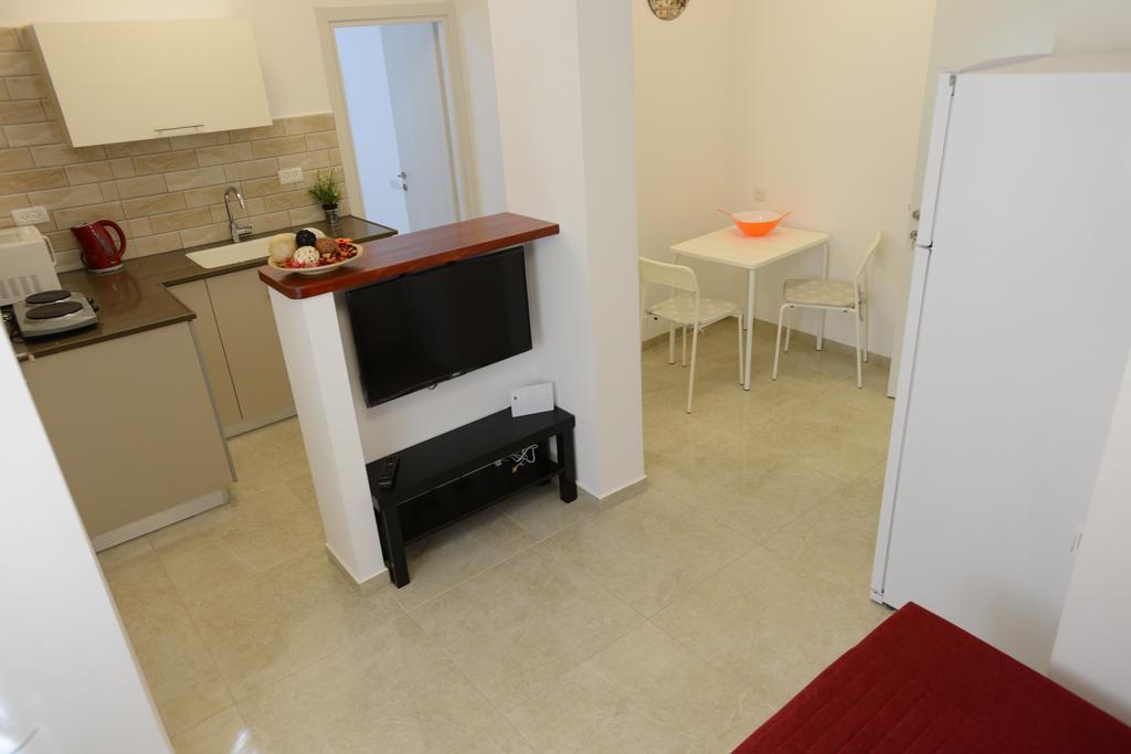 Olga Beach Apartments ไฮฟา ภายนอก รูปภาพ